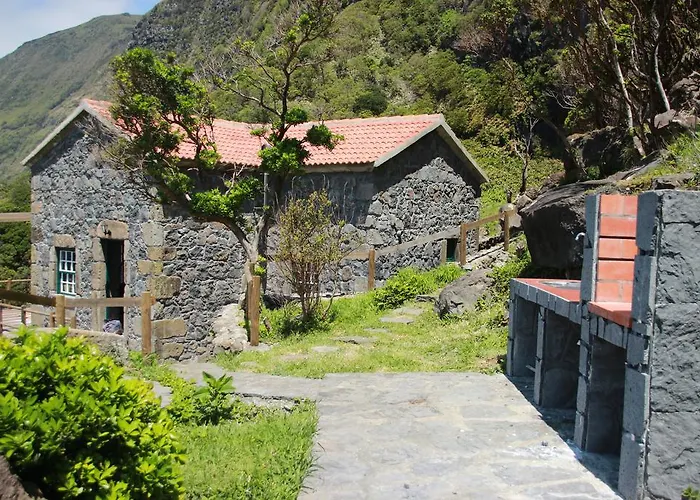 Moinho Da Cascata * Faja Grande